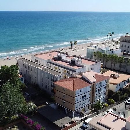 Apartamentos Ancora Romana 카라펠 외부 사진